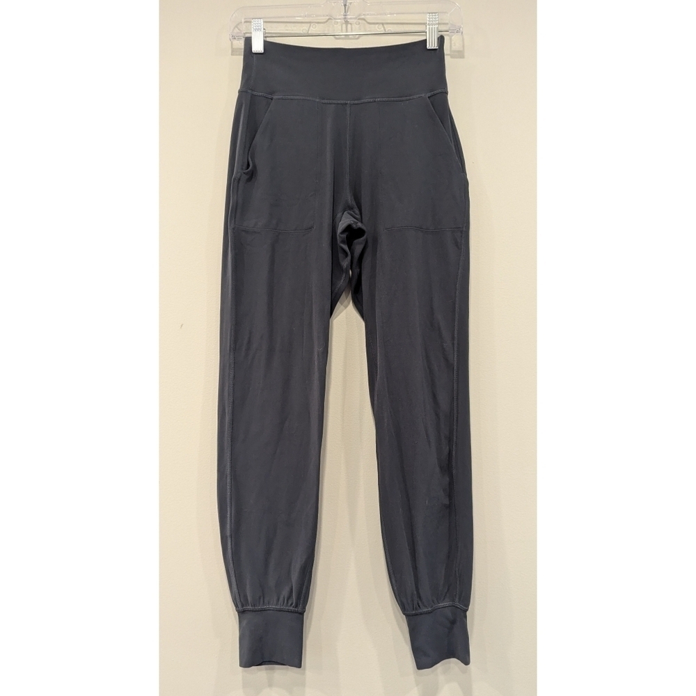 Lululemon Align Jogger 28" Inseam In Charcoal Size 4